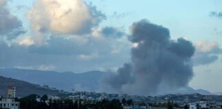 Israele bombarda il sud del Libano: “Distrutti centinaia di razzi pronti al lancio” israele libano