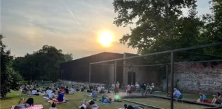 Silent book club, secondo appuntamento alle ex serre di Parco Querini Silent book club