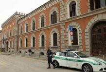 15enne rapinato a Milano, resta in carcere il maggiorenne del gruppo: “Capacità criminale elevatissima”