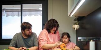 A tavola tale genitore tale figlio, ecco gli errori da evitare