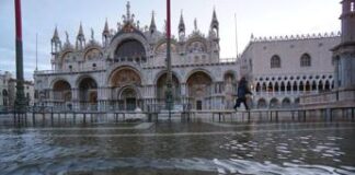 Acqua alta oggi a Venezia, previsto picco di marea a 110 centimetri