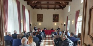 Luigi Tassoni terzo vicentino nel Consiglio delle Autonomie Locali del Veneto. Eletto oggi dall’Assemblea dei Sindaci della Provincia di Vicenza L'Assemblea dei Sindaci dove è stato eletto Luigi Tassoni