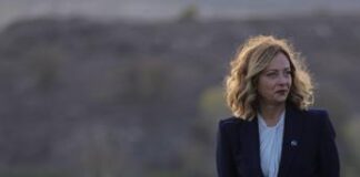 Attacchi Israele a Unifil in Libano, Meloni trova sostegno Macron e Sanchez: “Grave violazione”