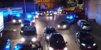 Blitz anticamorra a Napoli, nel mirino clan De Micco-De Martino: controllava le case popolari di Ponticelli