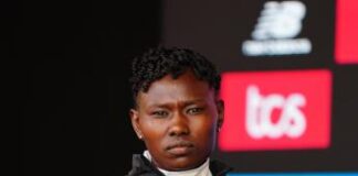 Chepngetich vince maratona di Chicago con record del mondo