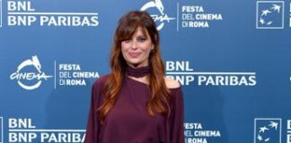 Claudia Pandolfi è la mamma di Andrea Spezzacatena al cinema: “Il silenzio uccide”