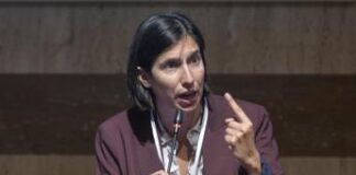 Consulta, opposizioni non partecipano al voto. Schlein: “Meloni non si è confrontata con noi”