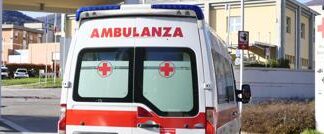 Frosinone, 16enne accoltellato all’uscita di scuola: è grave