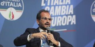 Gemmato, polemiche sul sottosegretario. Ma lui: “Sinistra bugiarda, nessun conflitto d’interesse”