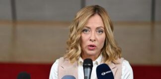 Giorgia Meloni in Libano, media: “Attesa per primo leader in visita dopo raid Idf al sud”