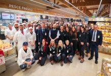Alì chiude il 2024 in crescita con i successori di Francesco Canella: fatturato a +1,5% e nuovo slancio per sviluppo e sostenibilità Alì, Il personale del nuovo supermercato Alì in Strada delle Cattane a Vicenza