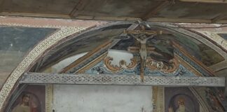 Damòs di Cadore, il paese incantato di soli due abitanti Interno della chiesetta di Damos. Foto di Venezia 1797 da facebook