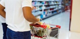 L’inflazione rallenta, ma salgono i prezzi del carrello della spesa