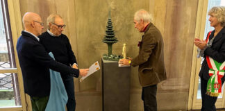 Bertoliana, svelata la statua “Il naturalista” donata dall’artista vicentino Maurizio D’Agostini bertoliana