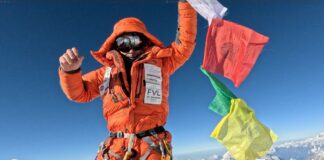 Sindaco di Vicenza Possamai festeggia alpinista Mario Vielmo: con conquista Shisha Pangma è il nono italiano ad aver scalato tutti gli Ottomila al Mondo Mario Vielmo sulla vetta dello Shisa Pangma