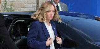 Meloni prima leader in Libano dopo raid Israele: “Sicurezza Unifil priorità”