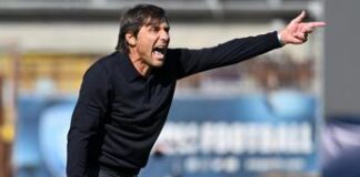 Napoli, Conte: “Faremo il massimo fino alla fine. Kvara sta discutendo del rinnovo”