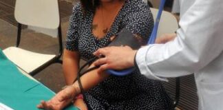 Occhio al braccio quando si misura la pressione, l’errore da non fare