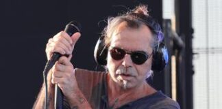 Piero Pelù rinvia il tour: “Continua la mia guerra agli acufeni”