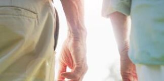 Qual è la tua vera età? Lo dice il test ‘su una gamba sola’