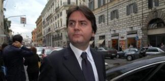 Ricucci indagato per aver indotto testimoni a mentire. Il legale: “Accuse inesistenti”