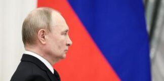 Russia, Putin compie 72 anni: “Festeggerà il compleanno al lavoro”