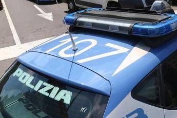 Scontri tra tifosi Lazio e Napoli su A1, 80 bloccati: sequestrati bastoni e taglierini