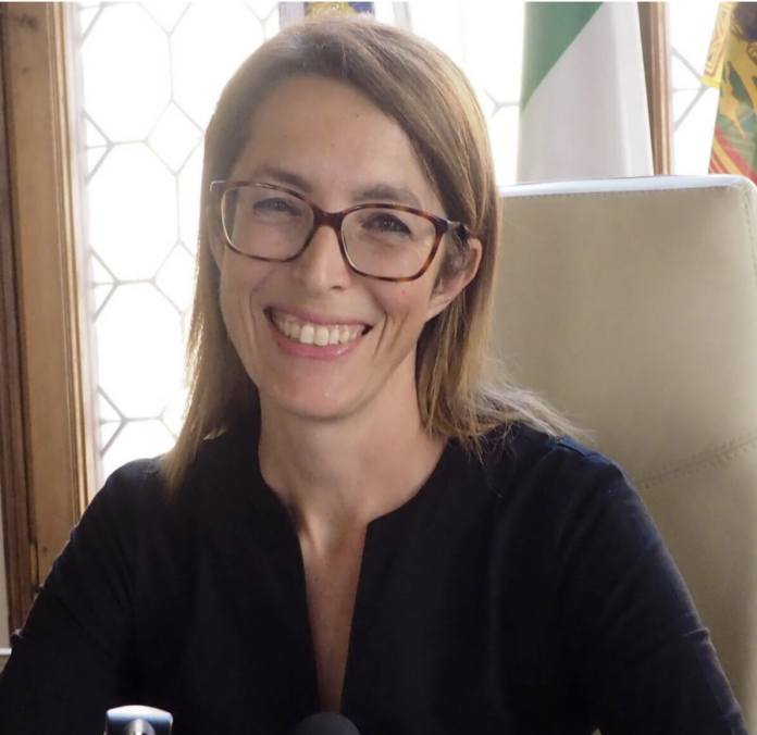 Simona Siotto, consigliere comunale FdI su avanzo di bilancio