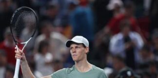 Sinner trionfa a Shanghai, Djokovic battuto in finale