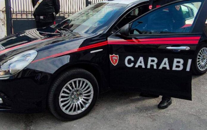 Trani, accoltellato durante rissa tra giovani in piazza: morto 18enne