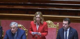 Ue, Meloni al Senato: “Italia modello su migranti”. Appello all’unità su Fitto