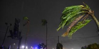 Uragano Milton in Florida: blackout, tornado multipli e vittime