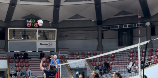 B1 femminile: Volksbank Vicenza Volley, ottimo test amichevole a Castelfranco: 2-2 contro Giorgione a una settimana dal campionato Volksbank Vicenza Volley, un'azione dell'amichevole a Castelfranco Veneto (foto Giorgione)