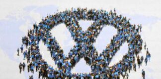 Volkswagen punta a chiudere 3 stabilimenti in Germania. Berlino: “Salvare i posti di lavoro”
