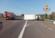 Incidente in A4 tra Padova e Grisignano, coinvolte tre auto e un furgone: 7 feriti e traffico bloccato incidente stradale in A4 a Grisignano tre tre auto e un furgone