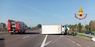 Incidente in A4 tra Padova e Grisignano, coinvolte tre auto e un furgone: 7 feriti e traffico bloccato incidente stradale in A4 a Grisignano tre tre auto e un furgone
