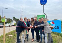 Domenica ecologica a Vicenza: piantati 120 aceri lungo la ciclabile di strada delle Maddalene. Oggi inaugurata la nuova via alberata Inaugurazione pista ciclabile alberata alla domenica ecologica