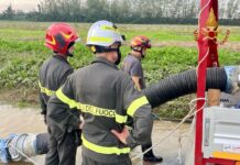 Alluvione Emilia Romagna: rientrati i vigili del fuoco dei moduli operativi inviati dal Veneto alluvione emilia romagna vigili del fuoco veneto