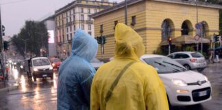 Maltempo Italia, oggi allerta arancione in 5 regioni tra cui il Veneto: scuole chiuse e rischio nubifragi maltempo