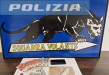 Trovato in possesso di stupefacenti in Campo Marzo a Vicenza, arrestato dopo un inseguimento Polizia di Stato di Vicenza insegue e arresta nigeriano per spaccio