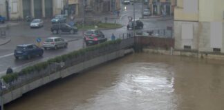 Maltempo in Veneto, aperti i bacini di Montebello, Caldogno e sull’Orolo. Zaia: “Macchina della protezione civile a pieno regime” Maltempo in veneto, fiumi sotto osservazione