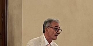 Sta per finire l’ottobre rosa, mese della prevenzione del tumore al seno anche a Vicenza. Zaramella: “Importante aiutare il ritorno alla normalità” Massimo Zaramella durante l'intervento sull'ottobre rosa