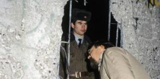 35 anni fa la caduta del muro di Berlino, Meloni: “Mai più totalitarismi”