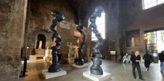 Alle Terme di Diocleziano le sculture dell’artista inglese Tony Cragg