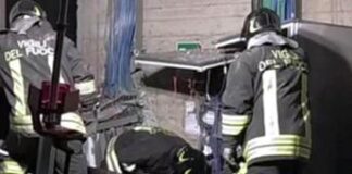 Esplosione in una fabbrica a Ercolano, due morti