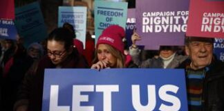 Eutanasia, primo sì alla legge in Gran Bretagna