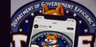 Il Doge di Musk contro lo smartworking: “Dipendenti federali in ufficio dalle 8 alle 18”