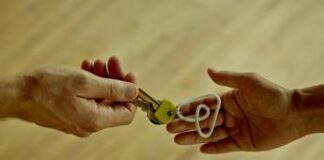 Immobili: Airbnb, dal 2025 solo annunci provvisti di Cin