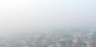 India, a Nuova Delhi smog da record: è 50 volte sopra limite, scuole chiuse – Video