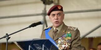 “L’esercito è fatto per prepararsi alla guerra”. Il discorso del generale Masiello che scuote i militari